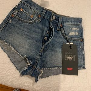 501 Levi shorts, never worn, size 24